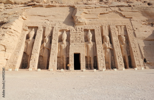 Foto The Small Temple of Nefertari. Abu Simbel, Egypt.