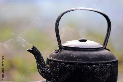 Black Kettle with stream