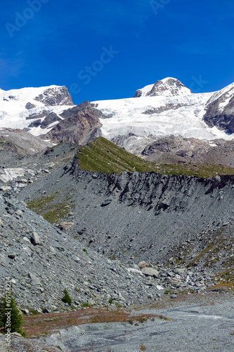 Tableau sur toile Morena del ghiacciaio di Verra