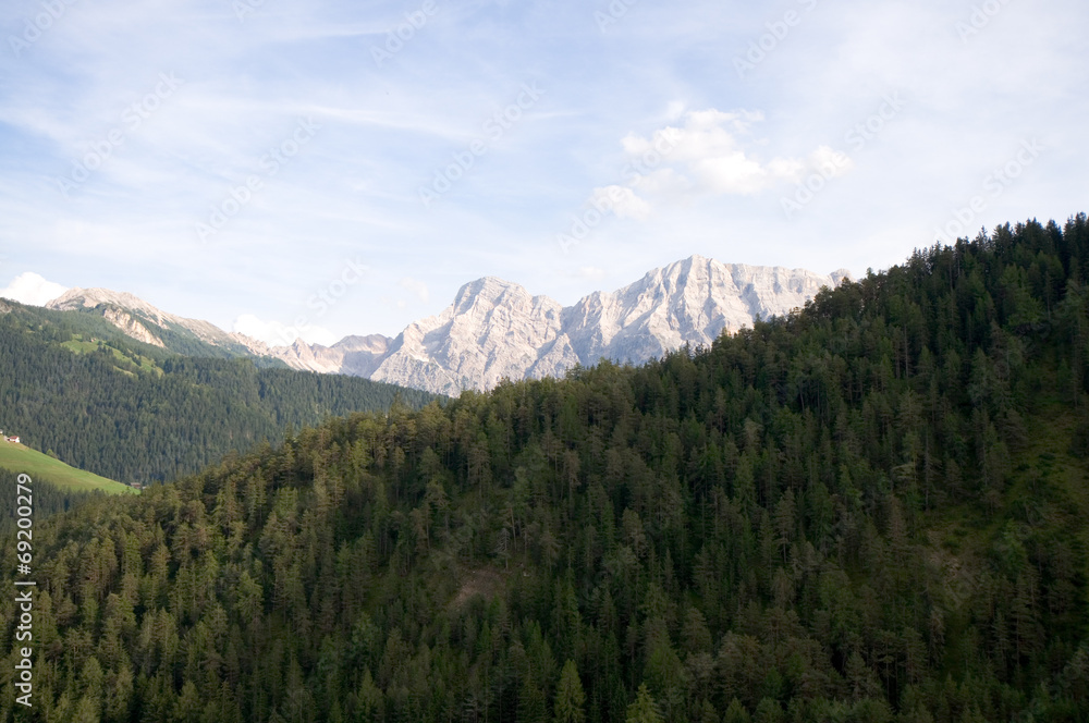 Fototapeta premium Gadertal - Dolomiten - Alpen