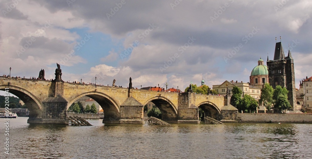 Prag, Moldau mit Karlsbrücke