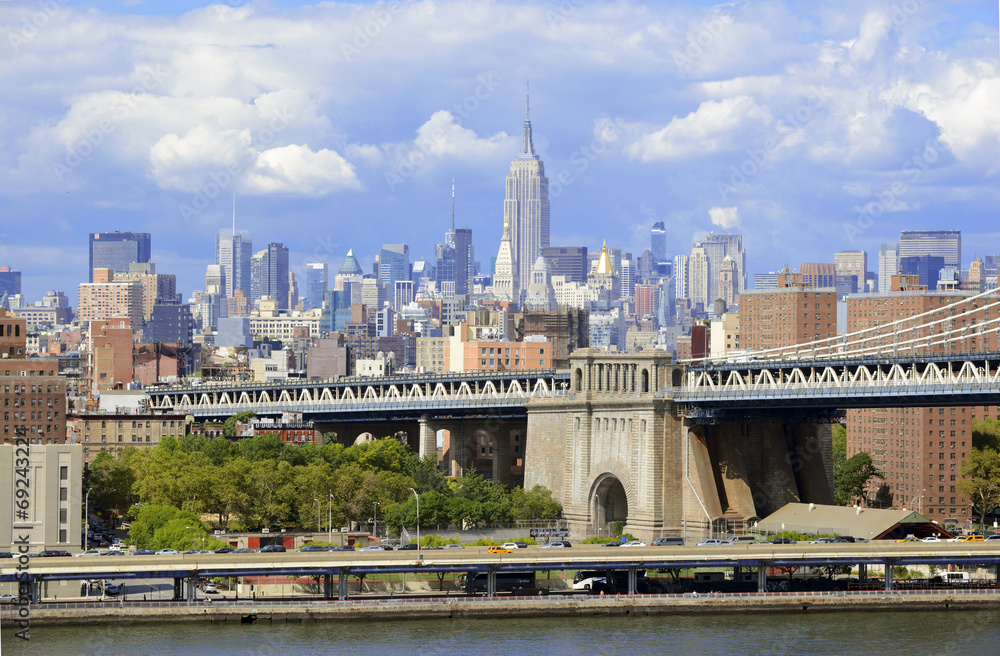 Fototapeta premium Lower Manhattan skyline as viewed from Brooklyn, New York