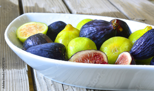 Figs fruit.