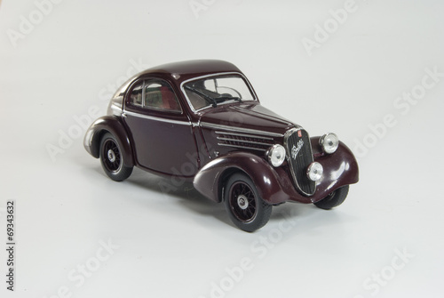 Obraz na płótnie fiat 508 - balilla berlinetta w salonie