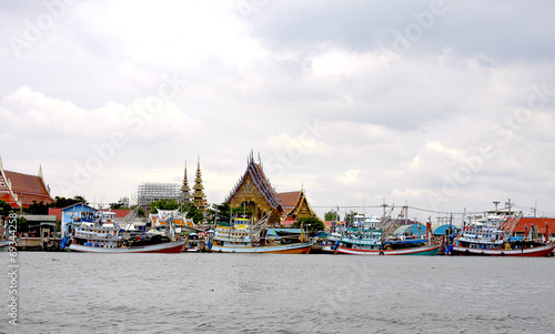 SAMUT SONGKHRAM, THAILAND-AUGUST 2014: Fisherman ship put in for