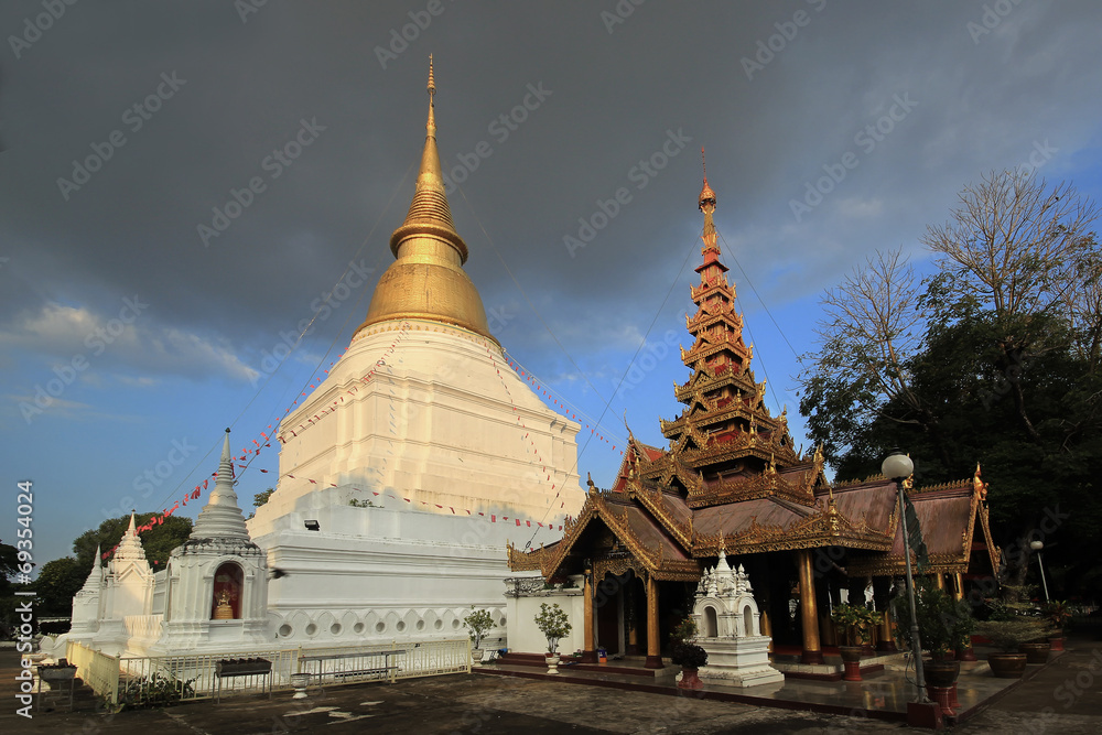 thai temple
