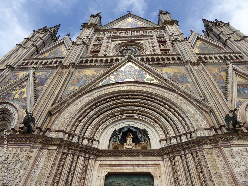 Fachada del domo de Orvieto