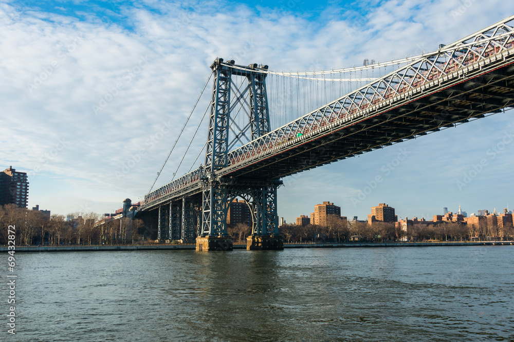 Manhattan bridge on summer day