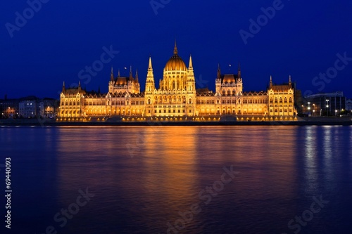 Hungarian Parlament & Blue Hour photo