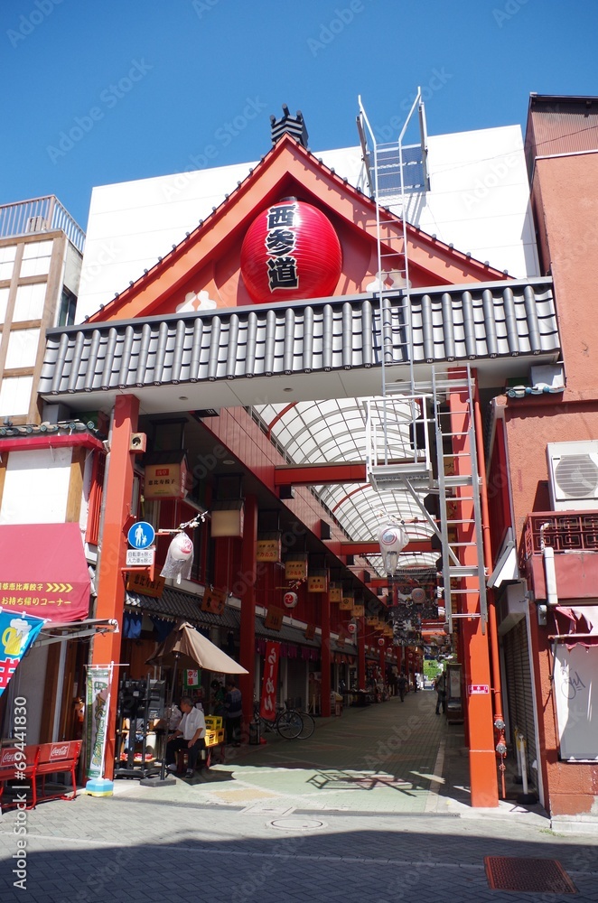 Obraz premium 浅草の西参道商店街
