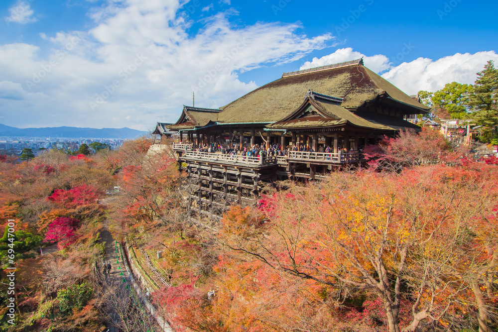 Kiyomizu Dera temple in Kyoto , Japan Kiyomizu Dera temple in Kyoto , Japan