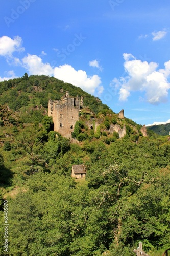 Ruines de tours de Merle.(Corrèze)