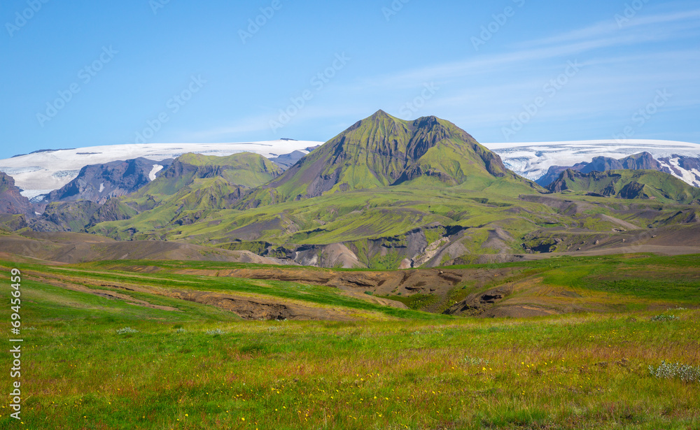 Fototapeta premium Panorama of Icelandic mountains
