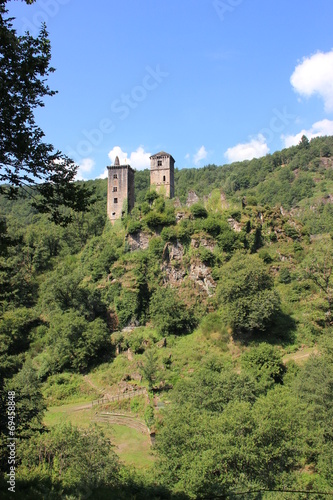 Les tours de Merle.(Corrèze)