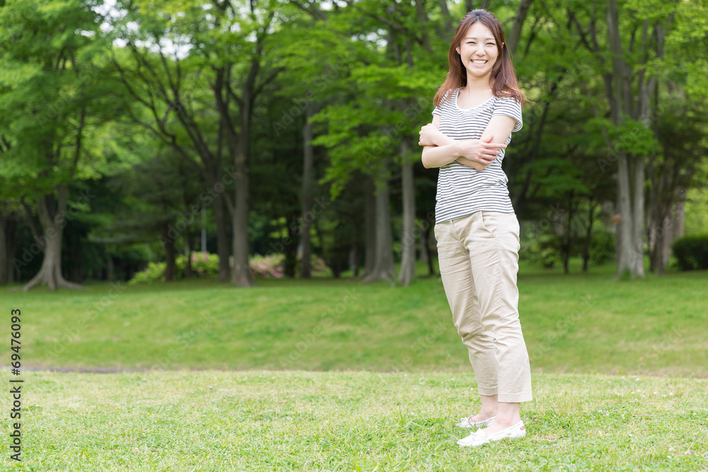 笑顔の女性 笑顔の女性