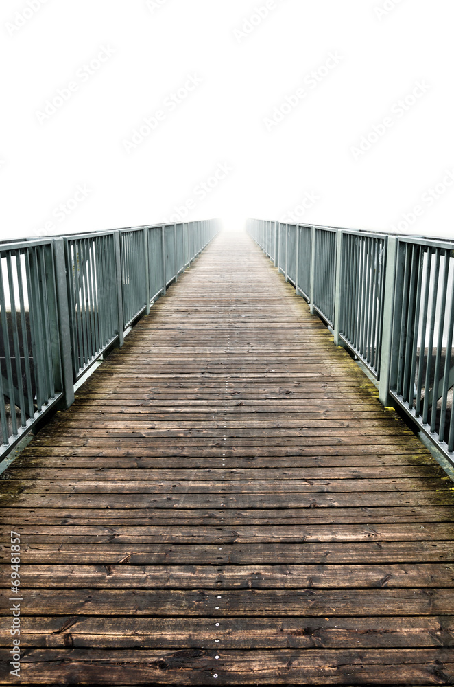 Brücke ins Nichts