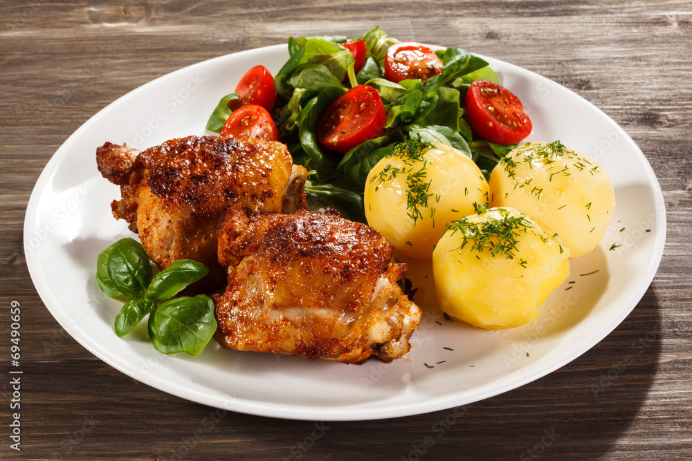 Grilled chicken legs with vegetables Grilled chicken legs with vegetables