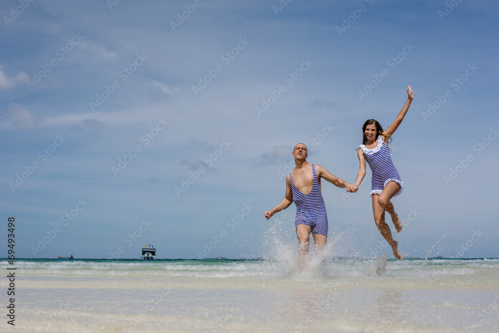 Happy vacation on the sea