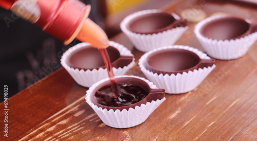 Εκτύπωση καμβά Ginjinha in a chocolate cup