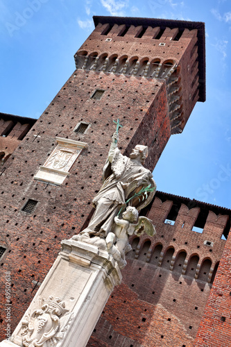 St. Giovanni Nepocedemo Statue im Castello Sforzesco, Mailand photo