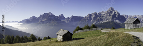 wandern am karnischen höhenweg in Südtirol - Dolomiten