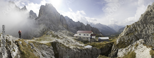 cadini gruppe in Südtirol mit fonda savoi Hütte photo