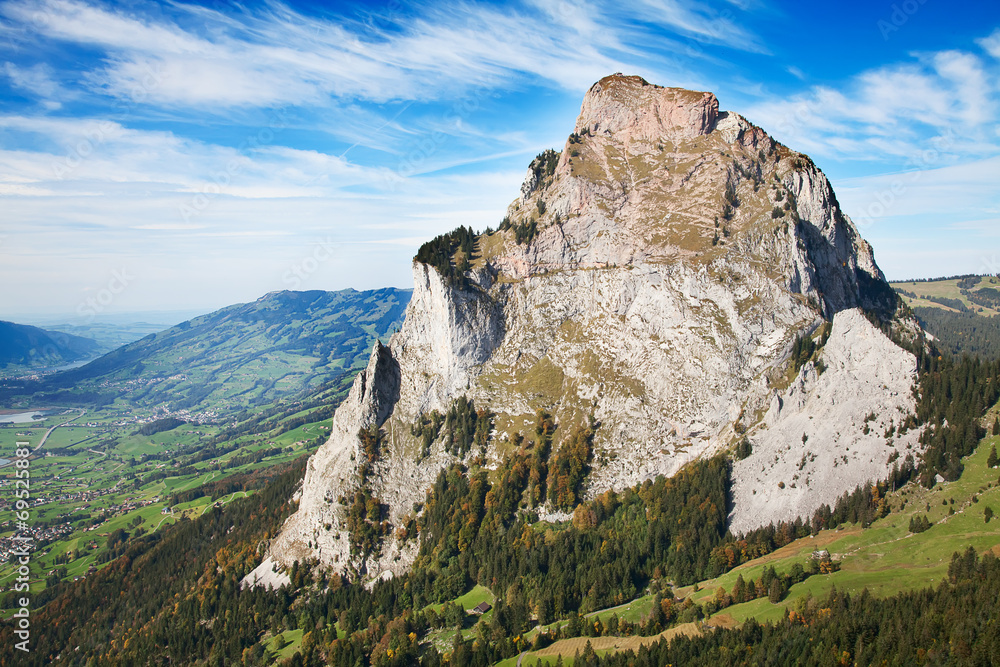 Fototapeta premium Autumn in alps
