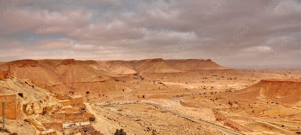 Naklejka premium Paysage de Tunisie.