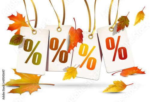 Etiketten mit Prozentzeichen u. Herbstlaub