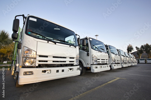 Trucks in a row © ellisia