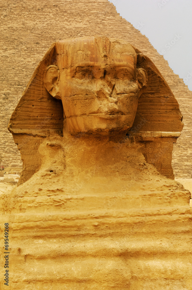 Fototapeta premium The Sphinx and Pyramids in Egypt
