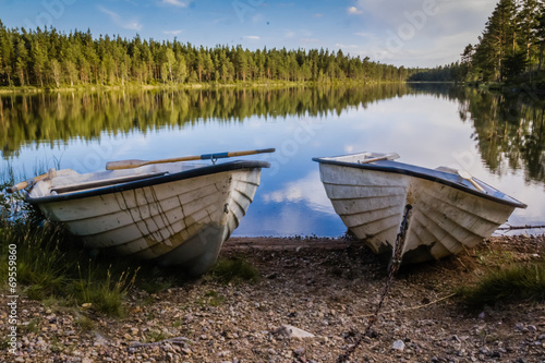 Swedish Lakeview © daskleineatelier