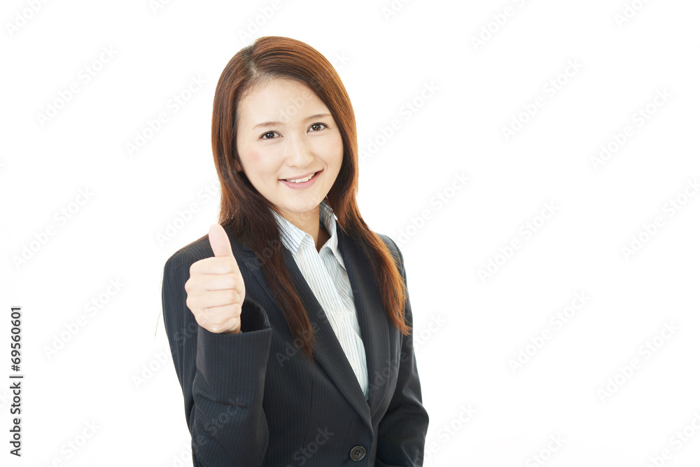 ガッツポーズのオフィスレディー