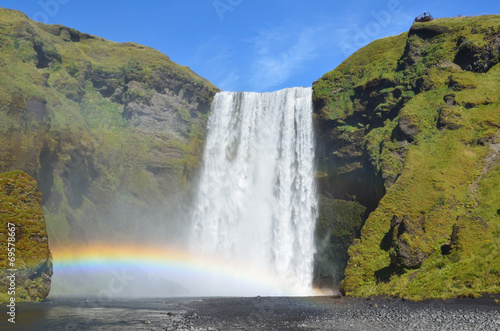 Исландия, водопад Скоугафосс, самый посещаемый в стране