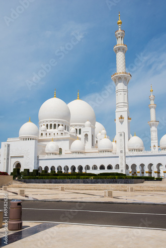 Mosque © badahos