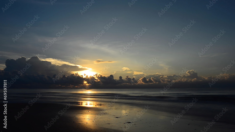 Sunrise in Ocean, Gulf of Thailand. HD