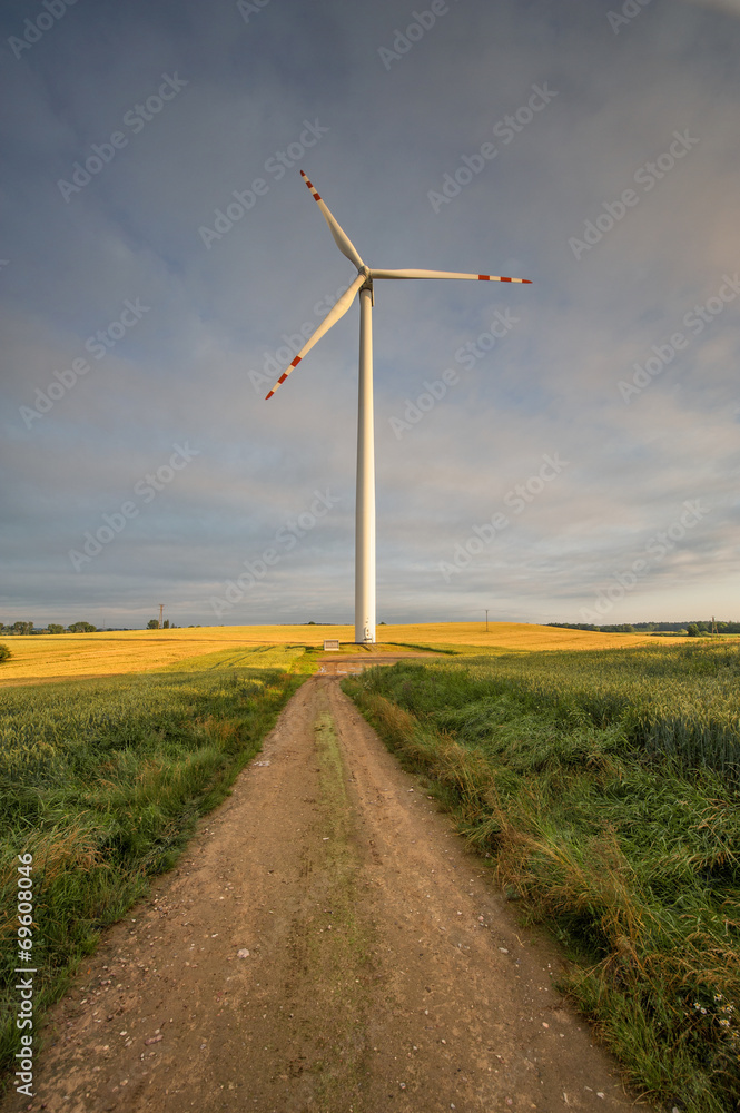 Krajobraz wiejski, Wiatrak, Energia, Ekologia Krajobraz wiejski, Wiatrak, Energia, Ekologia