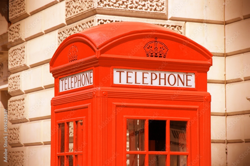 London telephone. Cross processed color tone. London telephone. Cross processed color tone.