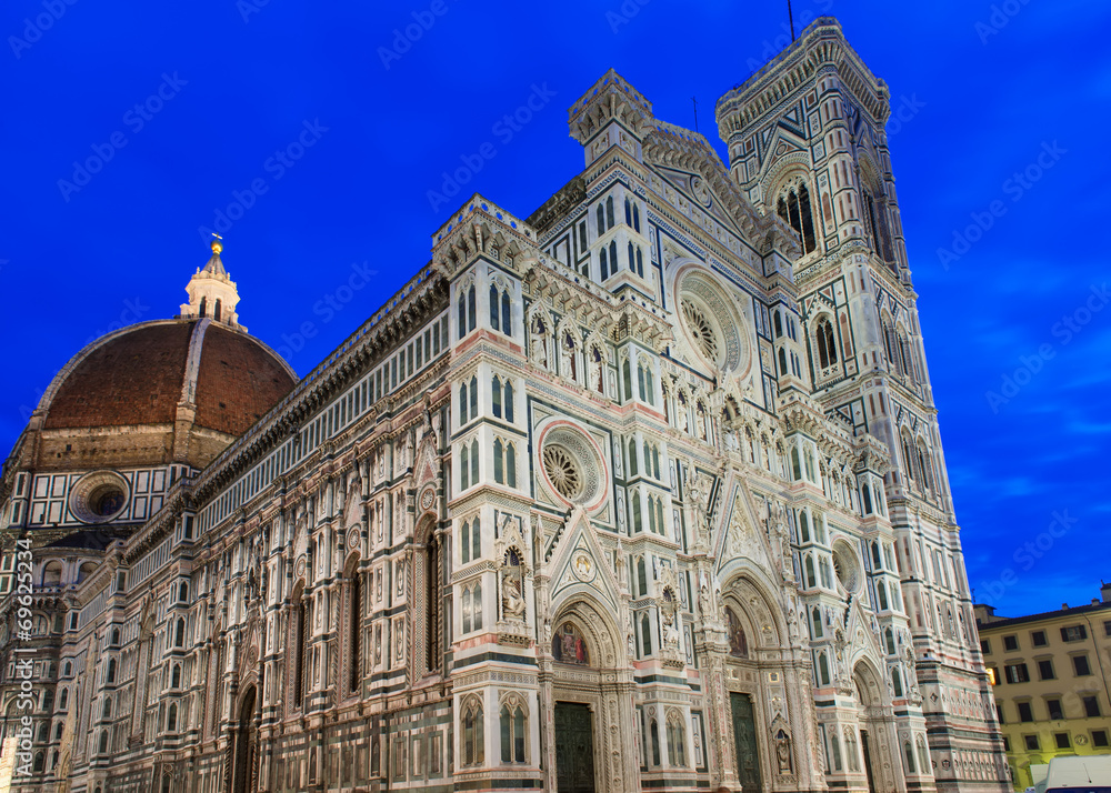 Night view of Florence Cathedral (Duomo). Italy
