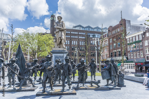 Photography Rembrandt statue in Amsterdam, Netherlands
