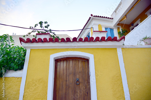 Fototapeta Naklejka Na Ścianę i Meble -  AIgina Island houses and streets