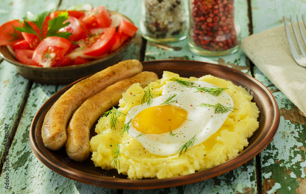 mashed potatoes with fried egg and sausage mashed potatoes with fried egg and sausage