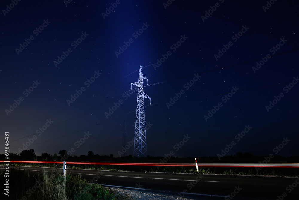 Pylon and traffic