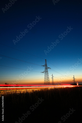 Obraz na płótnie Electrical powerlines at dusk w salonie