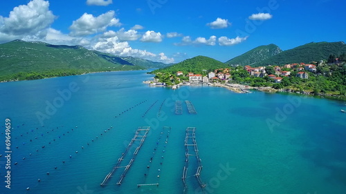Growing mussels and oysters in the Mali Ston Bay