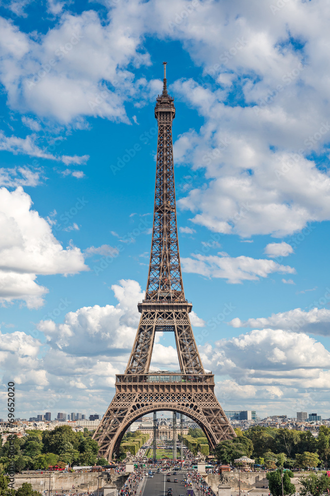 Fototapeta premium Eiffel Tower, Paris, France