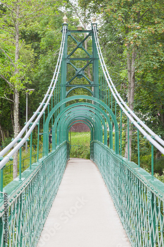 Fototapeta Naklejka Na Ścianę i Meble -  Old green bridge