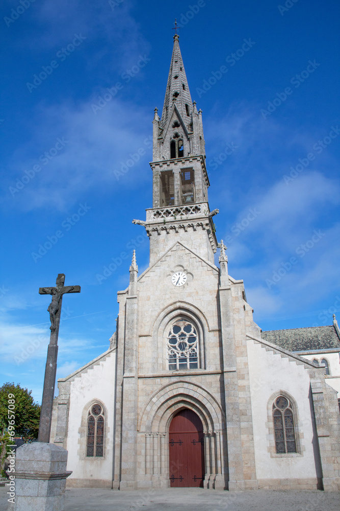 Eglise Saint Alour à Plobannalec, Finistère, Bretagne