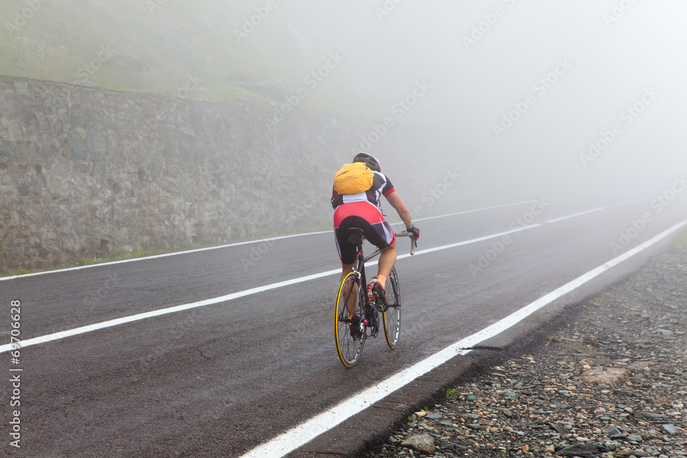 Fototapeta premium bicyclist on the road