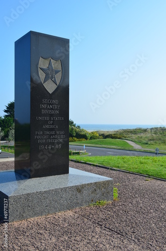 Monument 2th ID US - plage d'Omaha beach photo